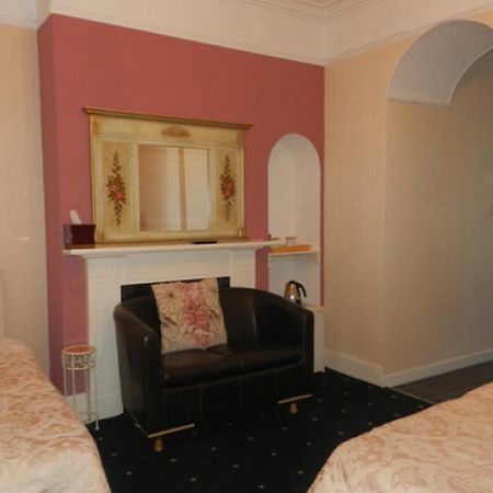 Albert Hotel Peterhead Ngoại thất bức ảnh