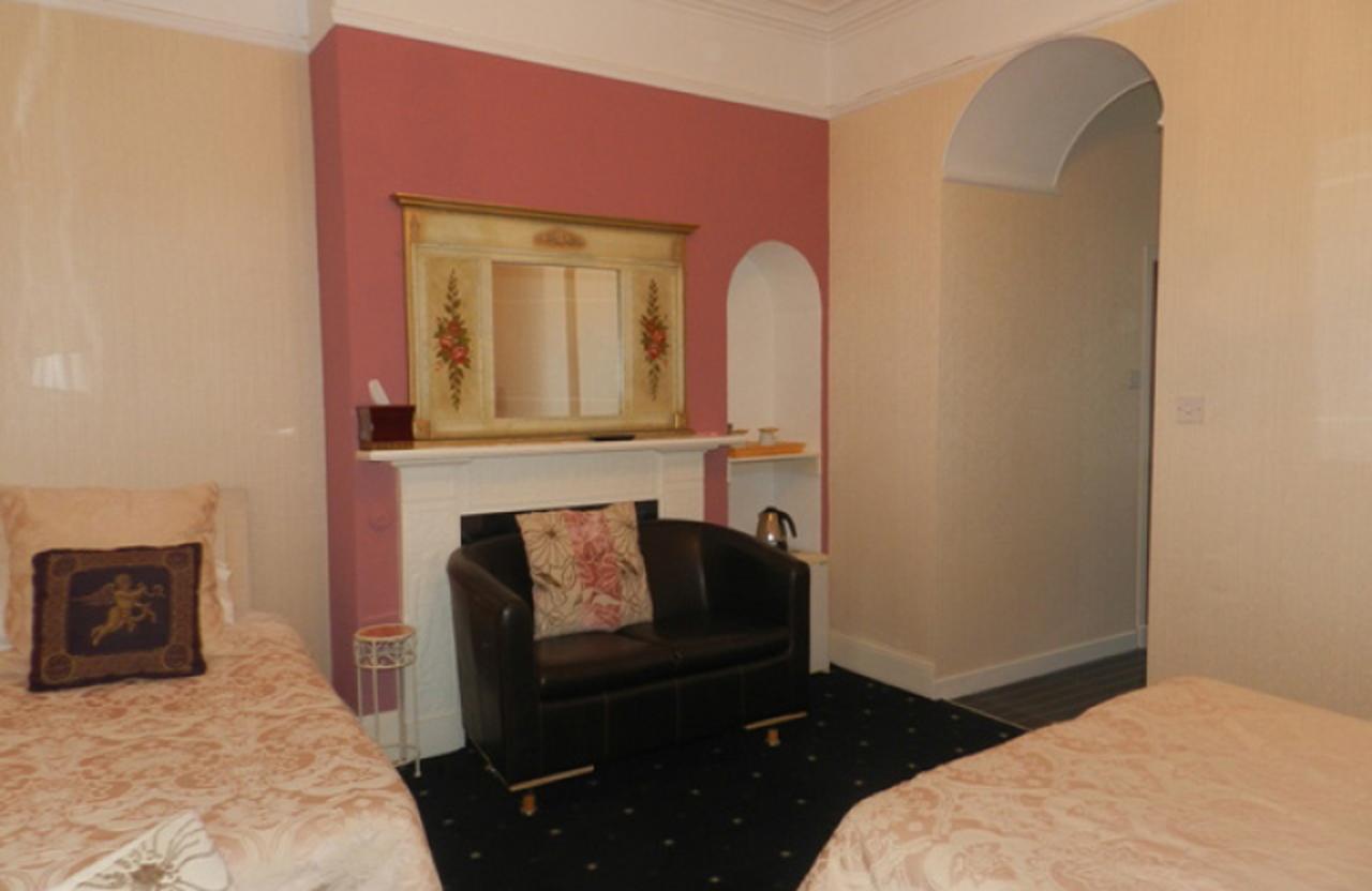 Albert Hotel Peterhead Ngoại thất bức ảnh